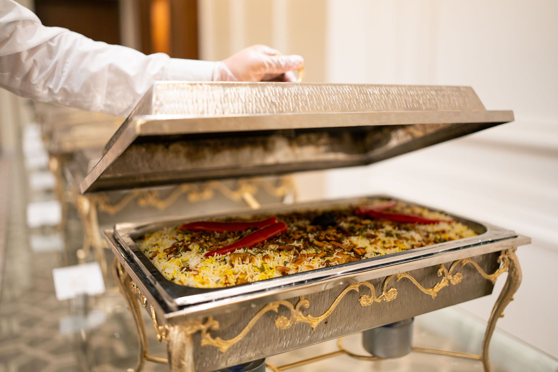 قوائم قطاع الأعمال